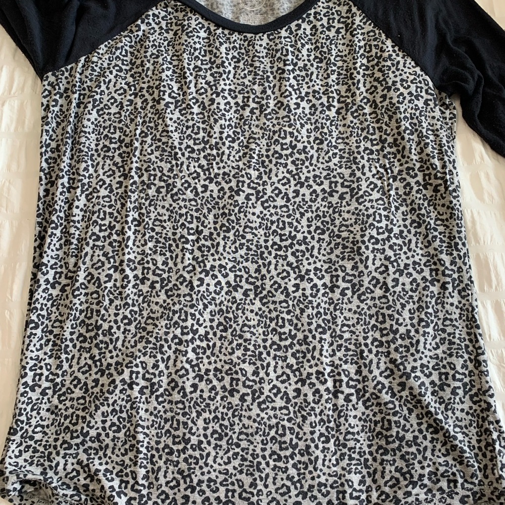 Maurices Leopard Tee - Picture 15 of 16